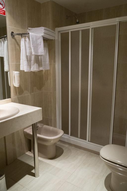 Hostal Azul El Molar Eksteriør billede