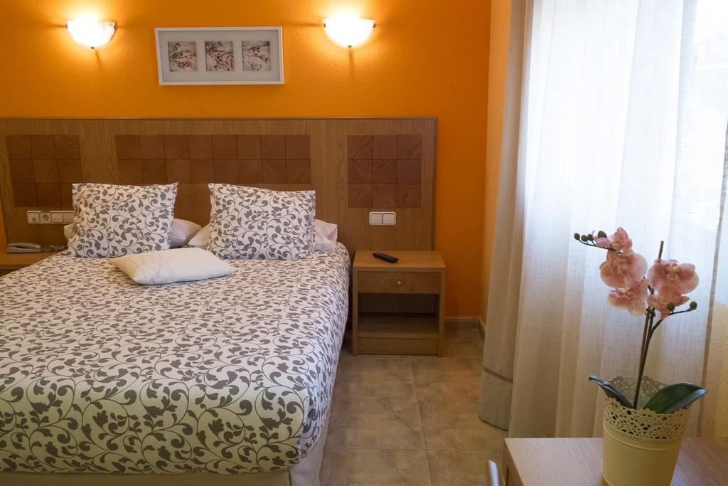 Hostal Azul El Molar Eksteriør billede